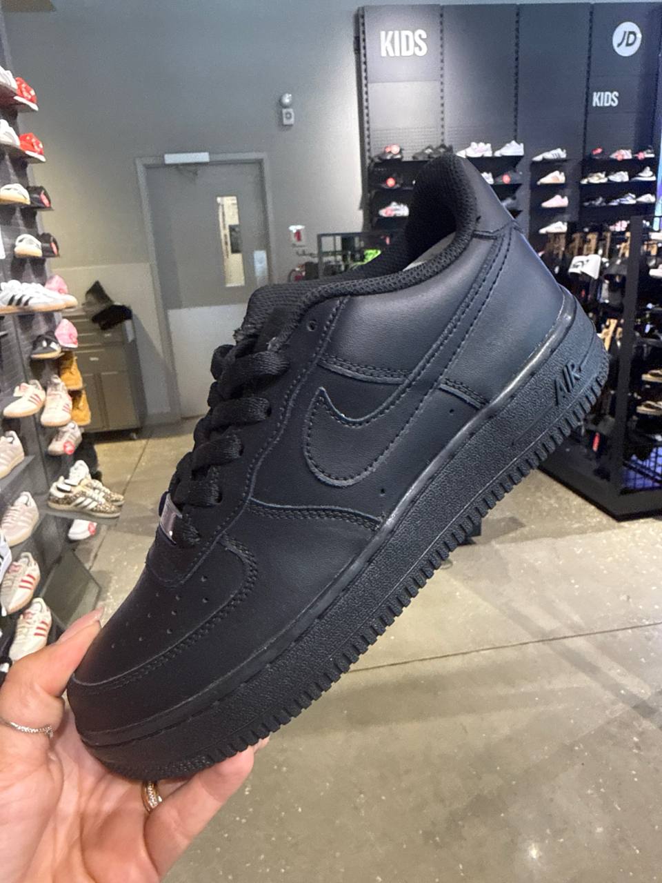 tênis KIDS número Americano  NIKE