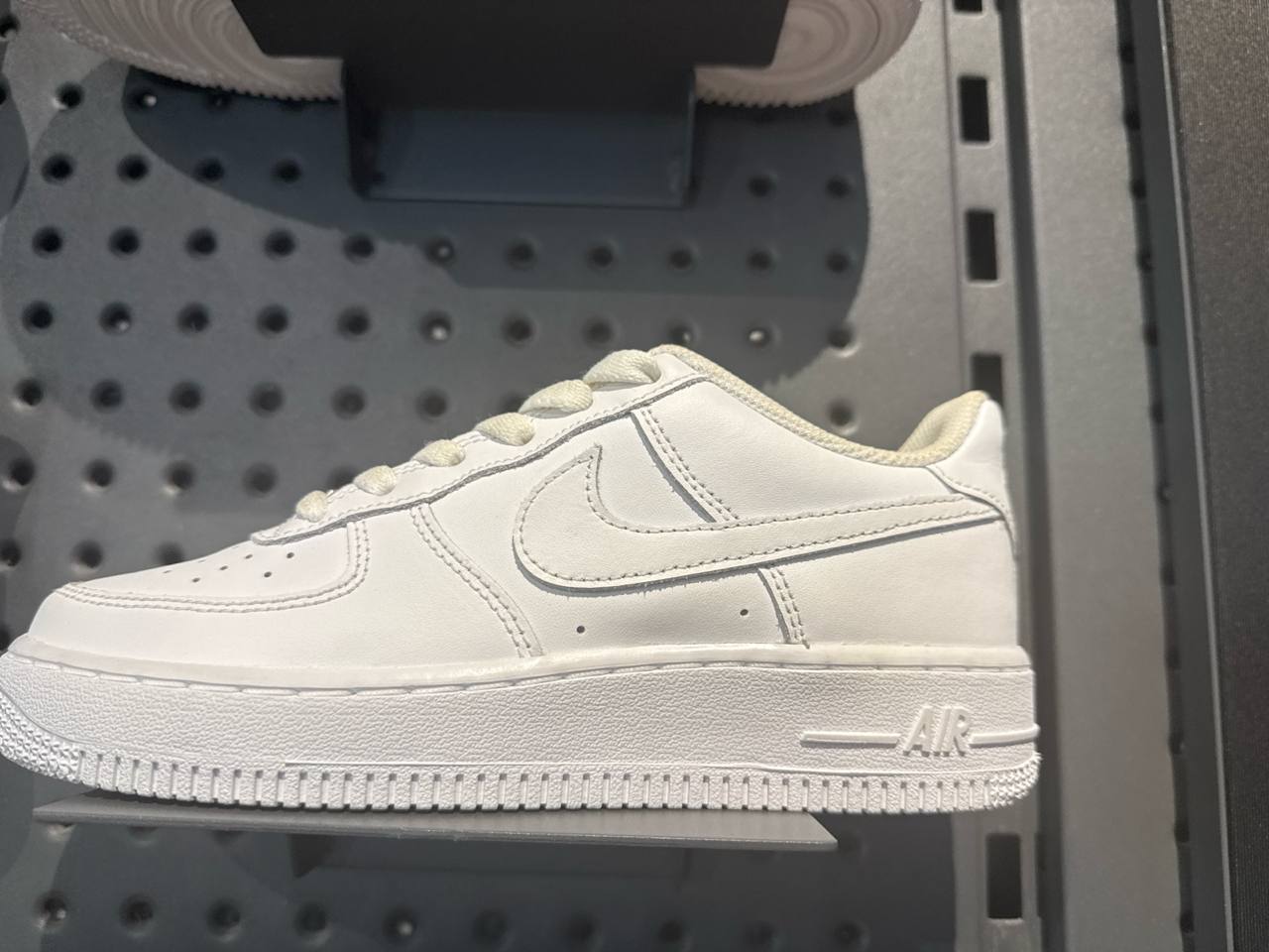 tênis KIDS número Americano  NIKE