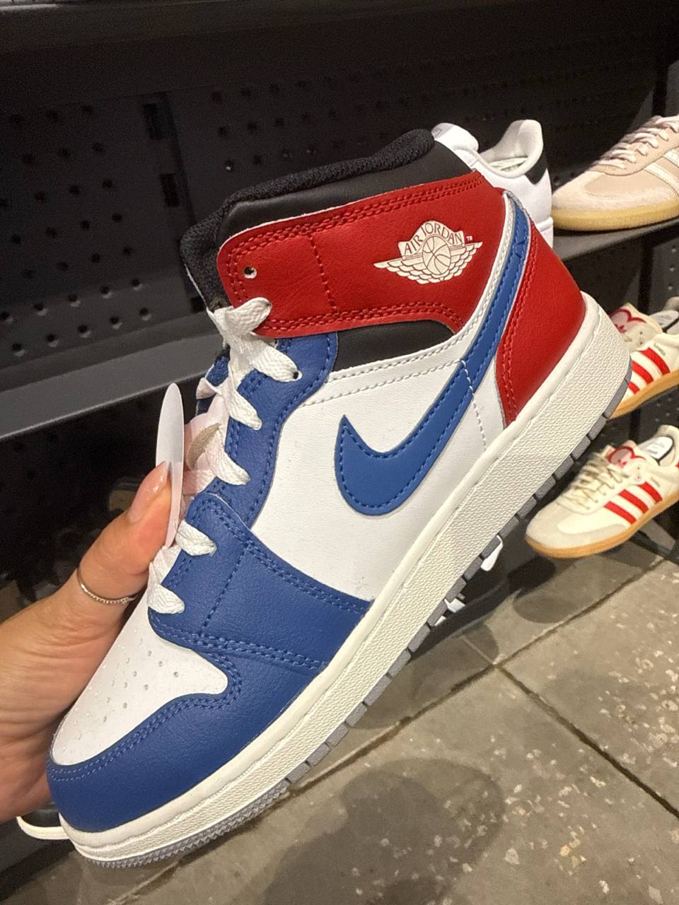 tênis KIDS número Americano  NIKE