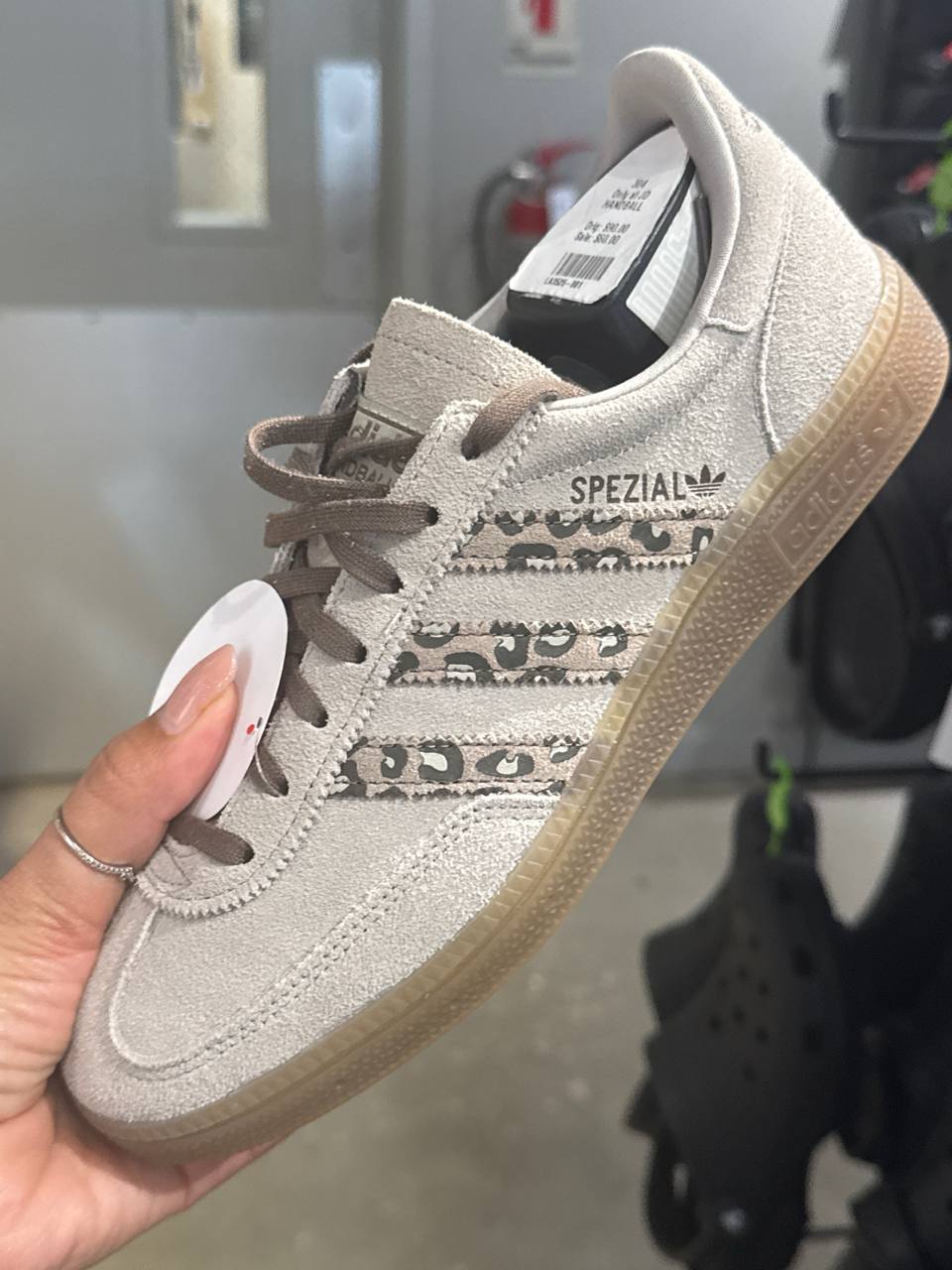 tênis KIDS número Americano  Adidas