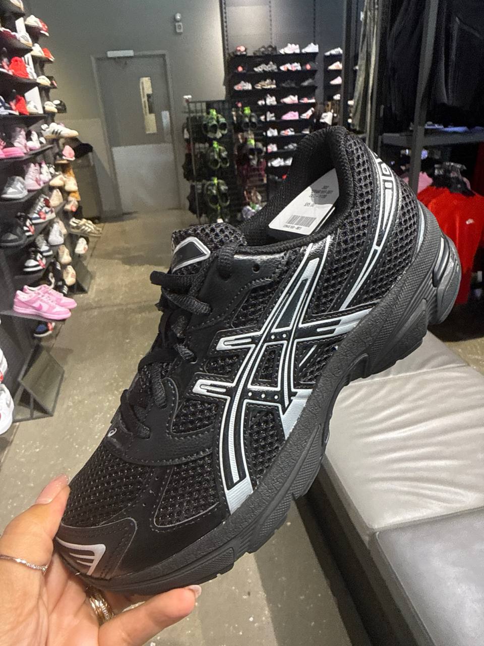 tênis KIDS número Americano  Asics