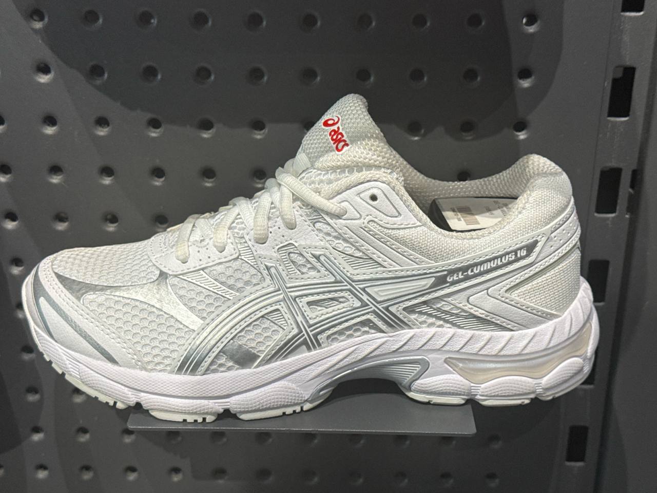 tênis KIDS número Americano  Asics