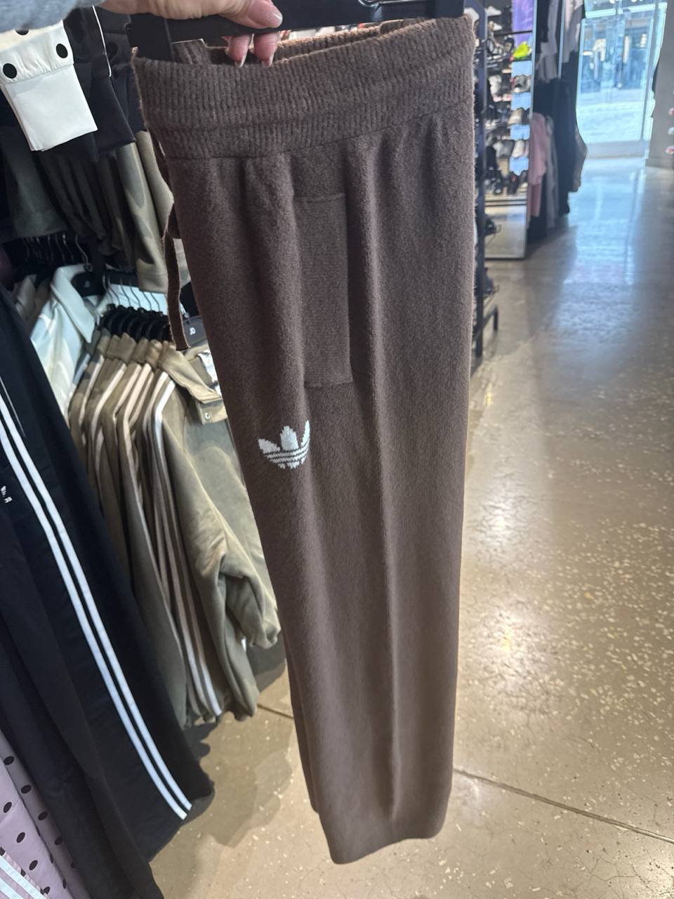 calça   Adidas vestuário