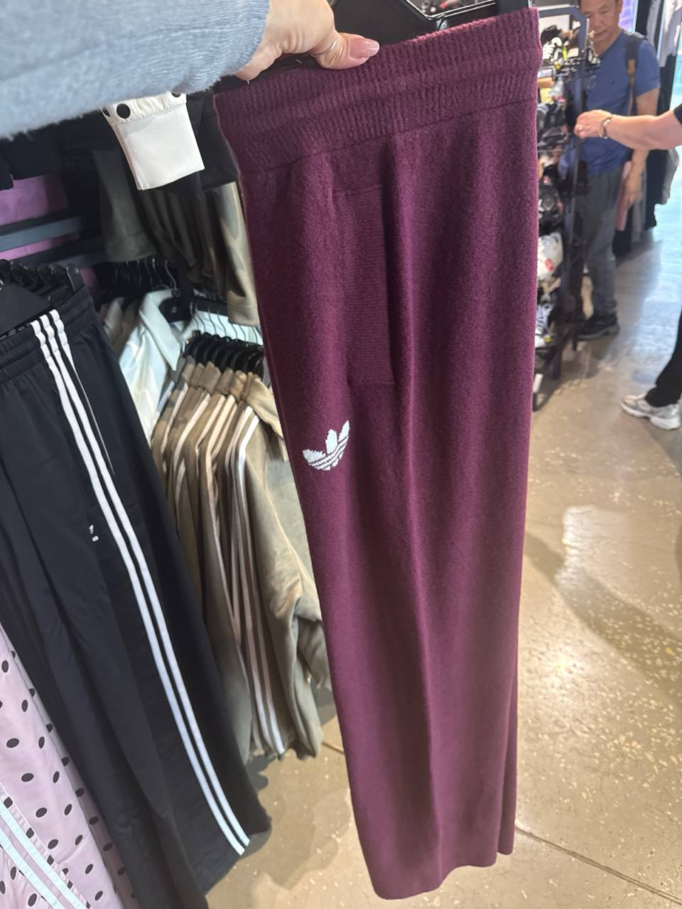calça   Adidas vestuário