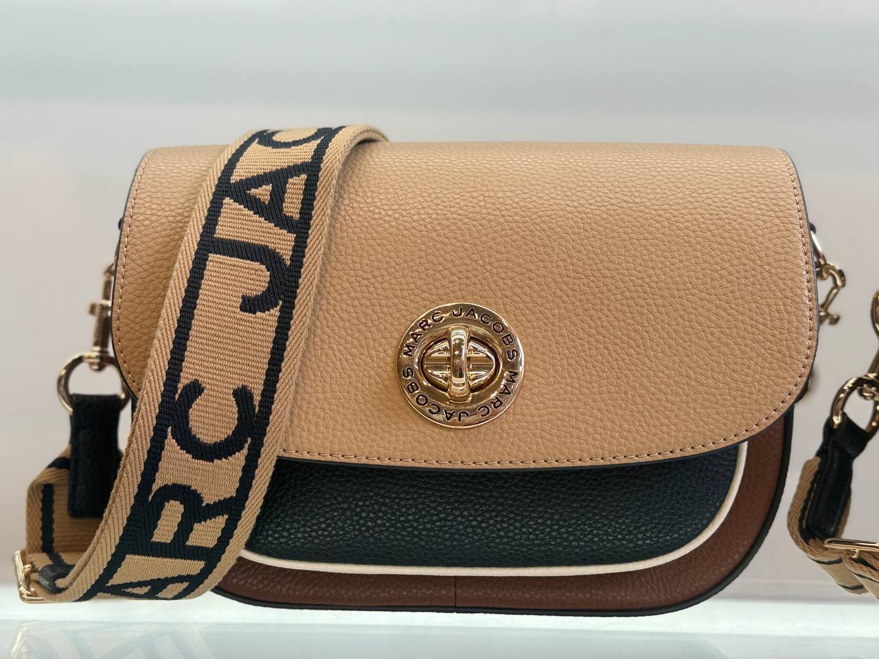Bolsa crossbody grande