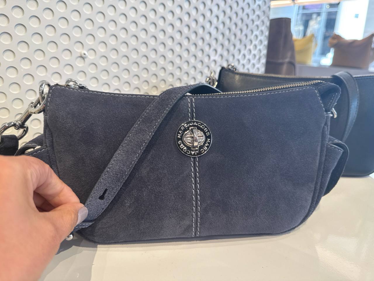 Bolsa M com alça ajustável