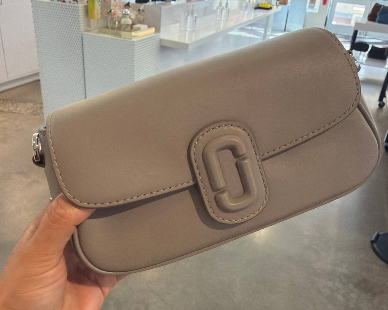 Bolsa pequena crossbody