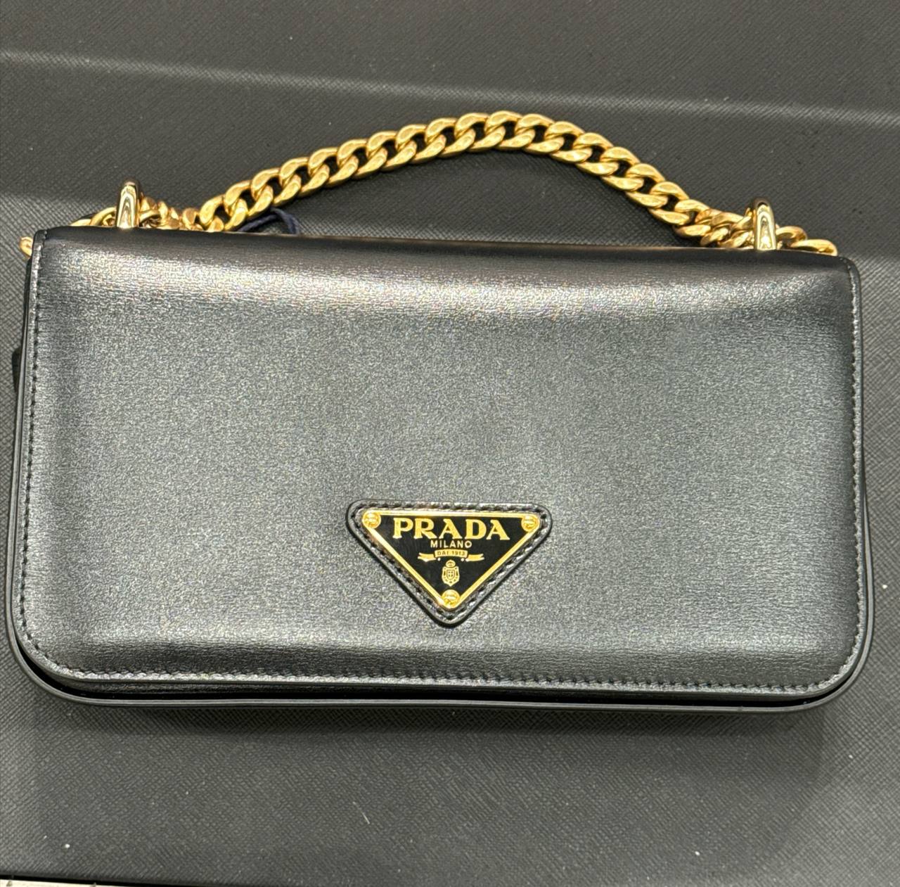 CROSSBODY pequena alça em correntes