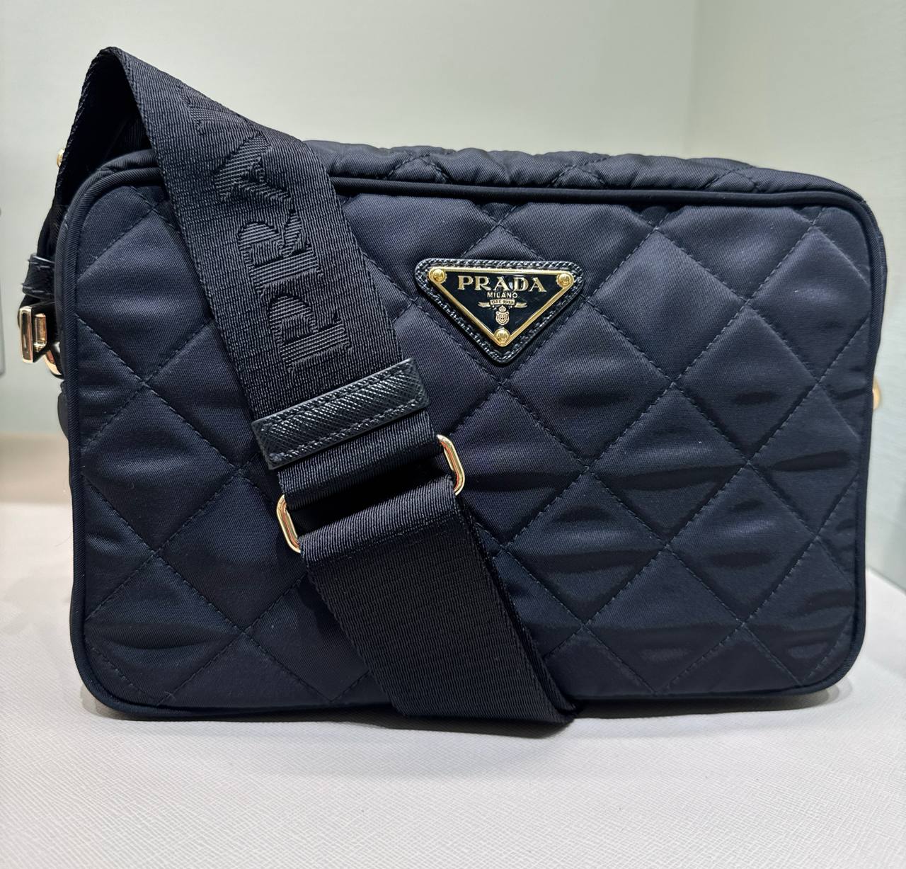 CROSSBODY material nylon