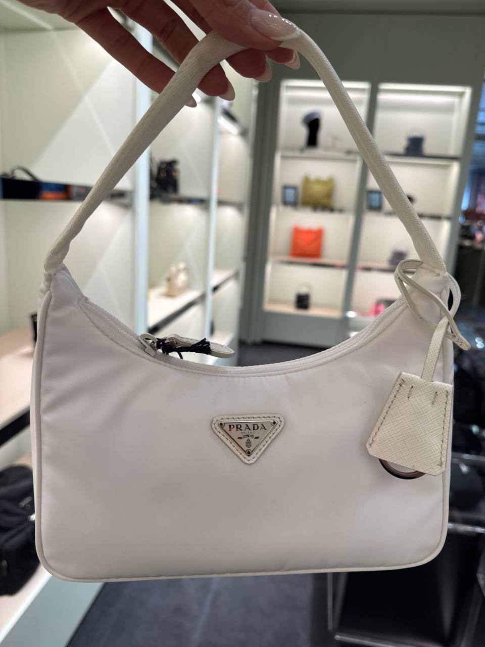 material da bolsa nylon nao acompanha alça transversal