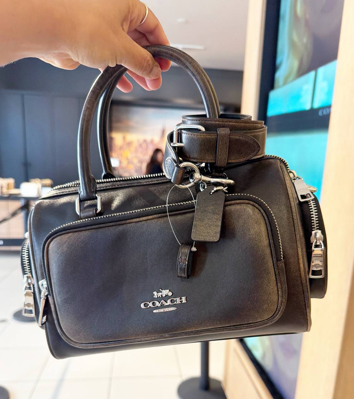 Bolsa Baú com alça crossbody