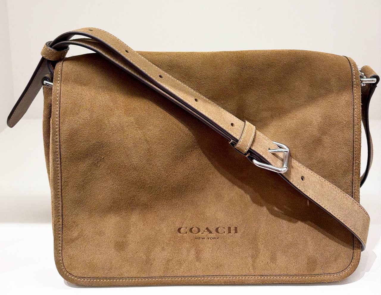 colby messenger bag 32