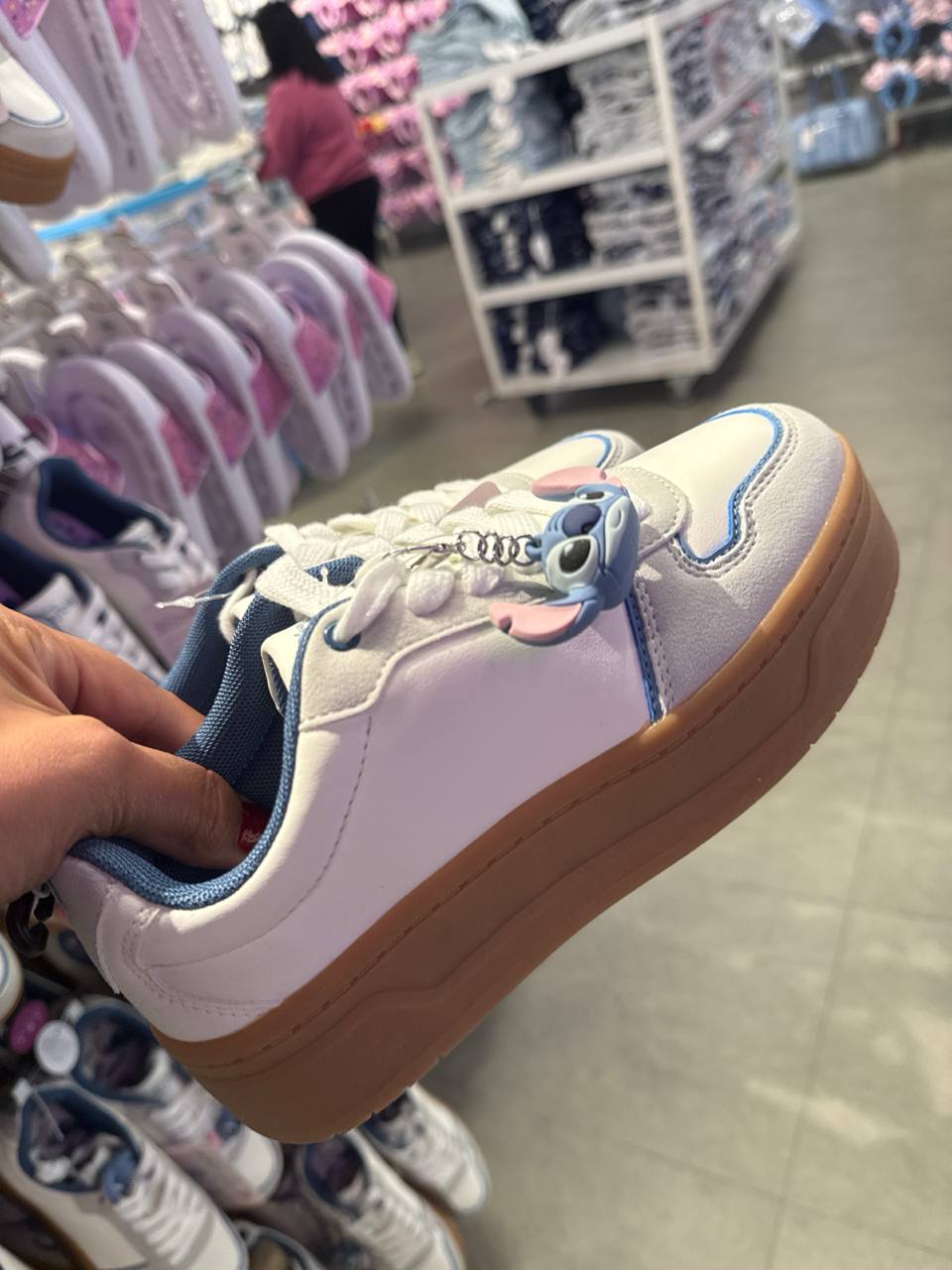 Tenis