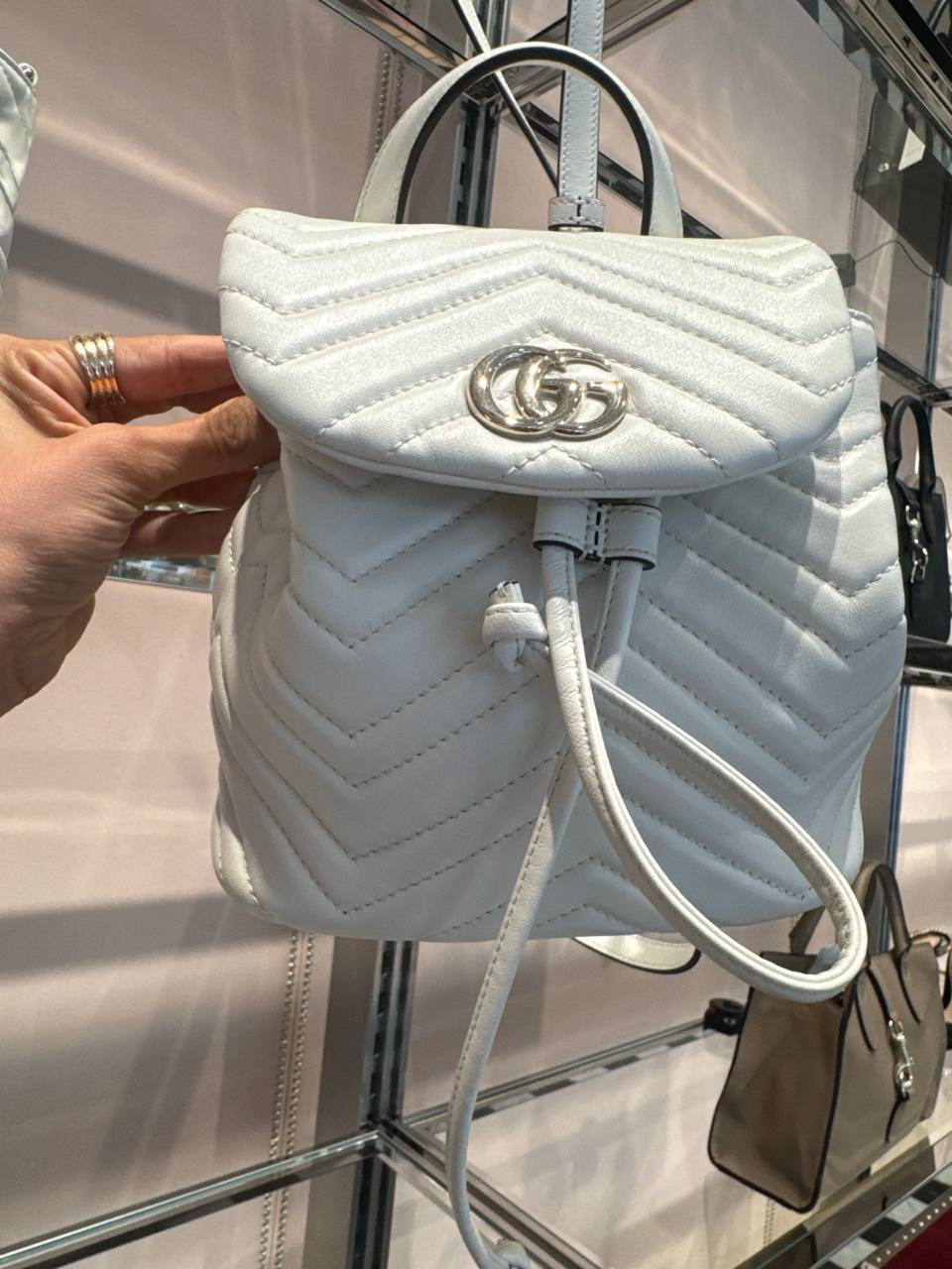 não acompanha alça transversal mochila