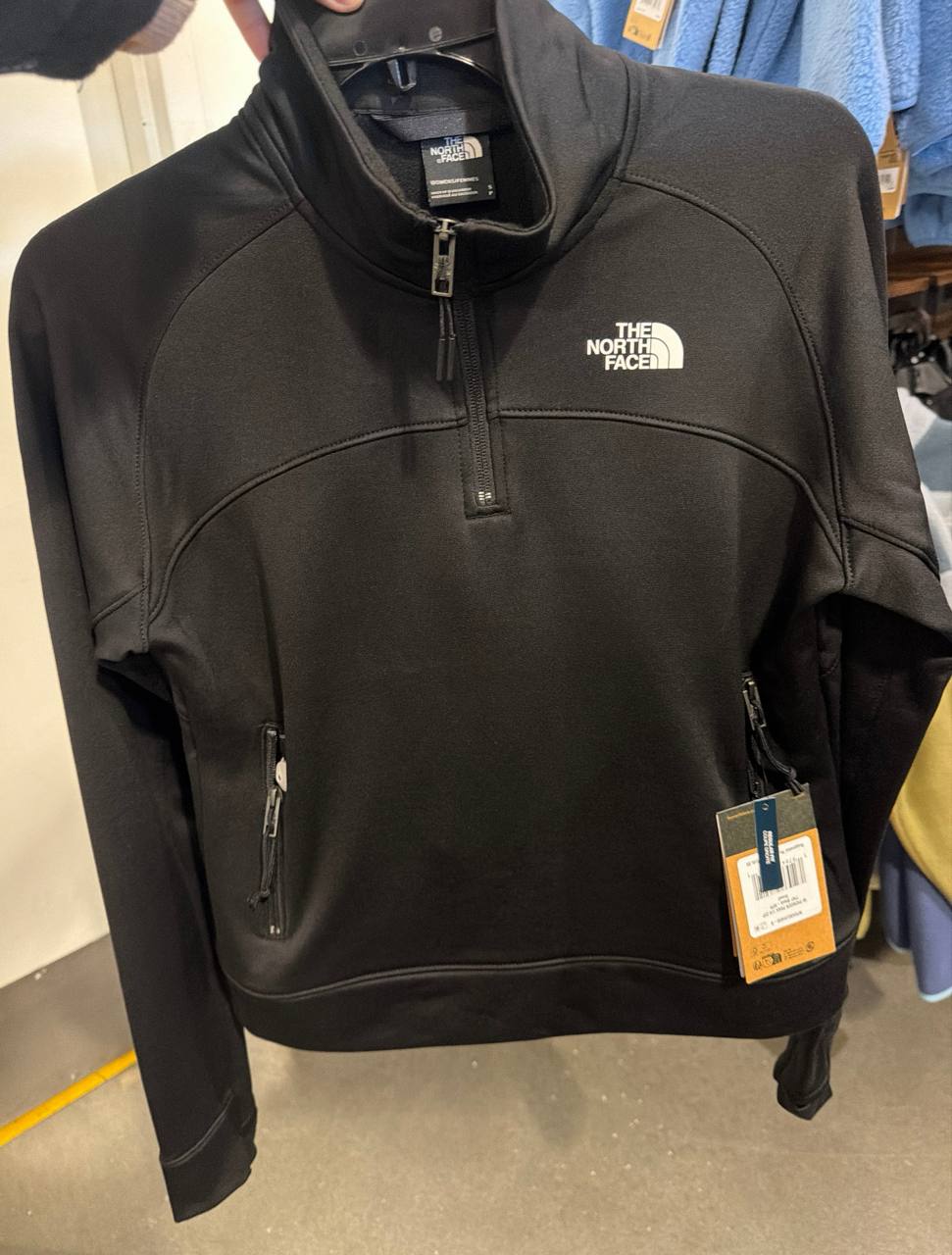 casaco  Pioneer Peak zip