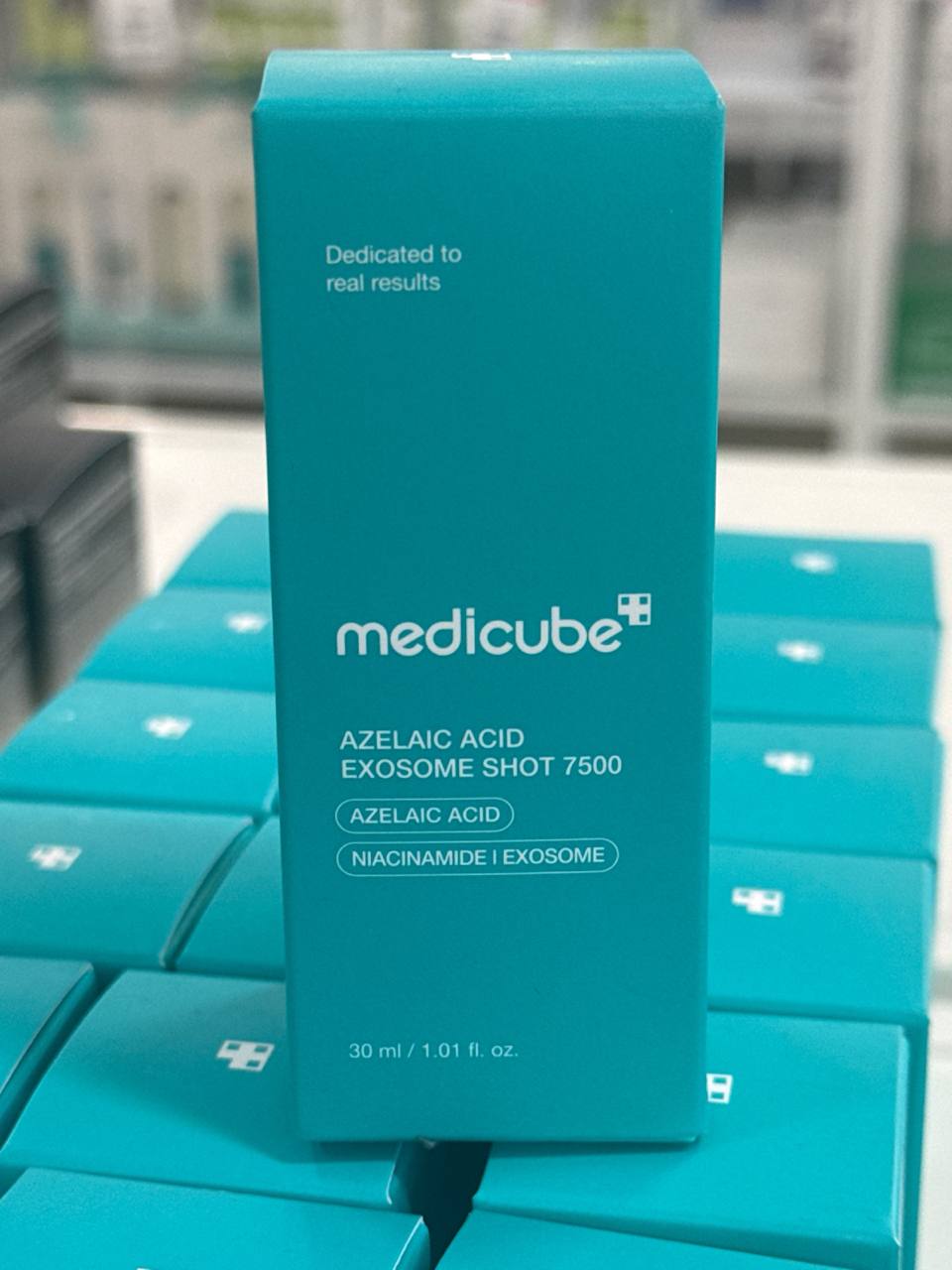 Medicube AZELAIC Acid Exosome Shot 2000 30ML
