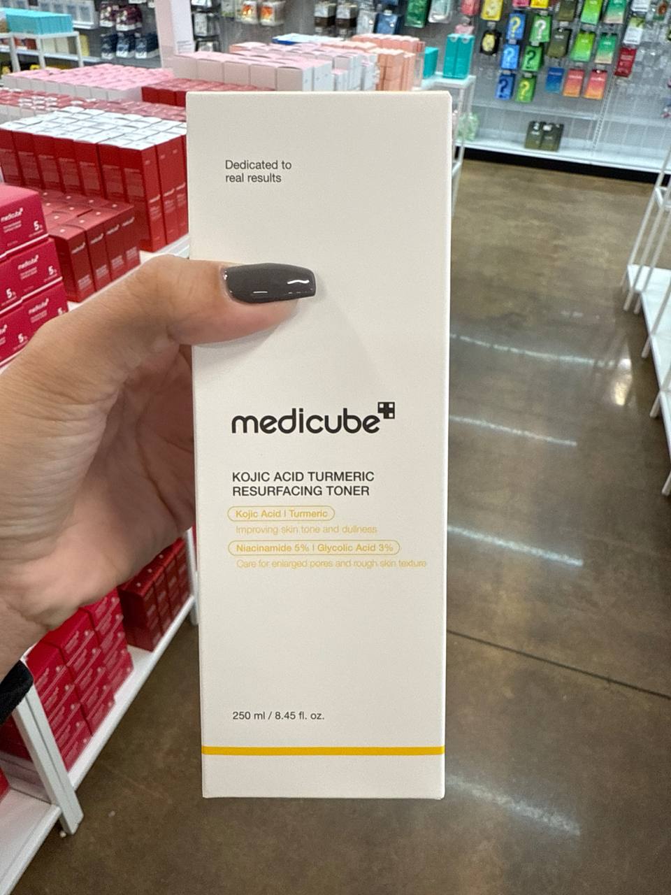 medicube kojic acid turmeric resurfacing toner | 250ml