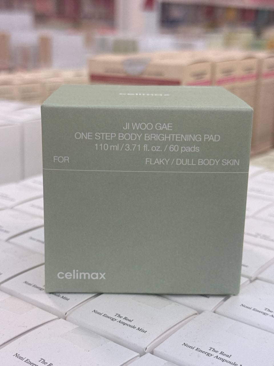 celimax JI WOO GAE one step body disco esfoliante e clareador para o corpo