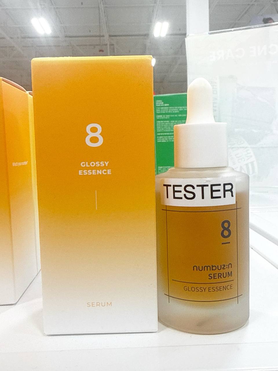 numbuzin No. 8 Glossy Essence Serum
• Função: Nutrição profunda e efeito de "pele de porcelana" radiante.