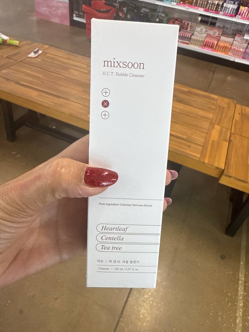 mixsoon H.C.T. Bubble Cleanser (150 ml), um sabonete facial em espuma voltado para peles sensíveis e com tendência à acne