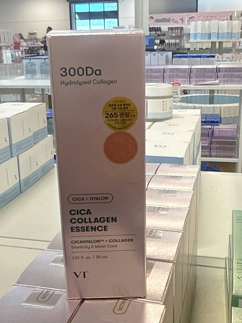 VT Cosmetics Cica Collagen Essence (300Da Hydrolyzed Collagen).
