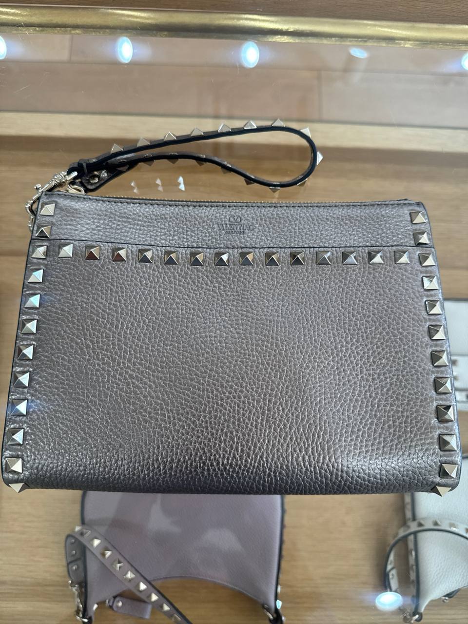 bolsa de mão ou necessaire
