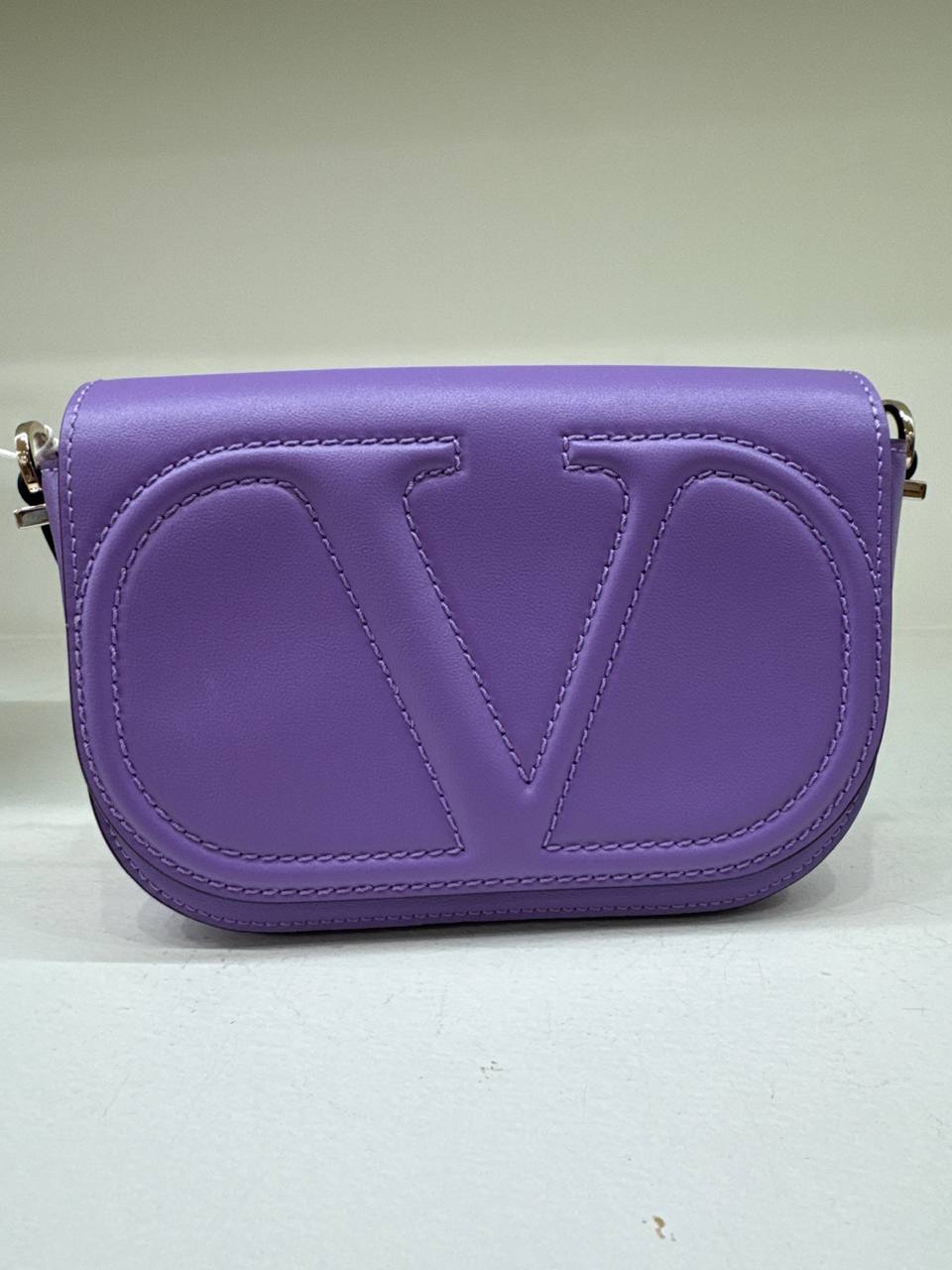 CROSSBODY