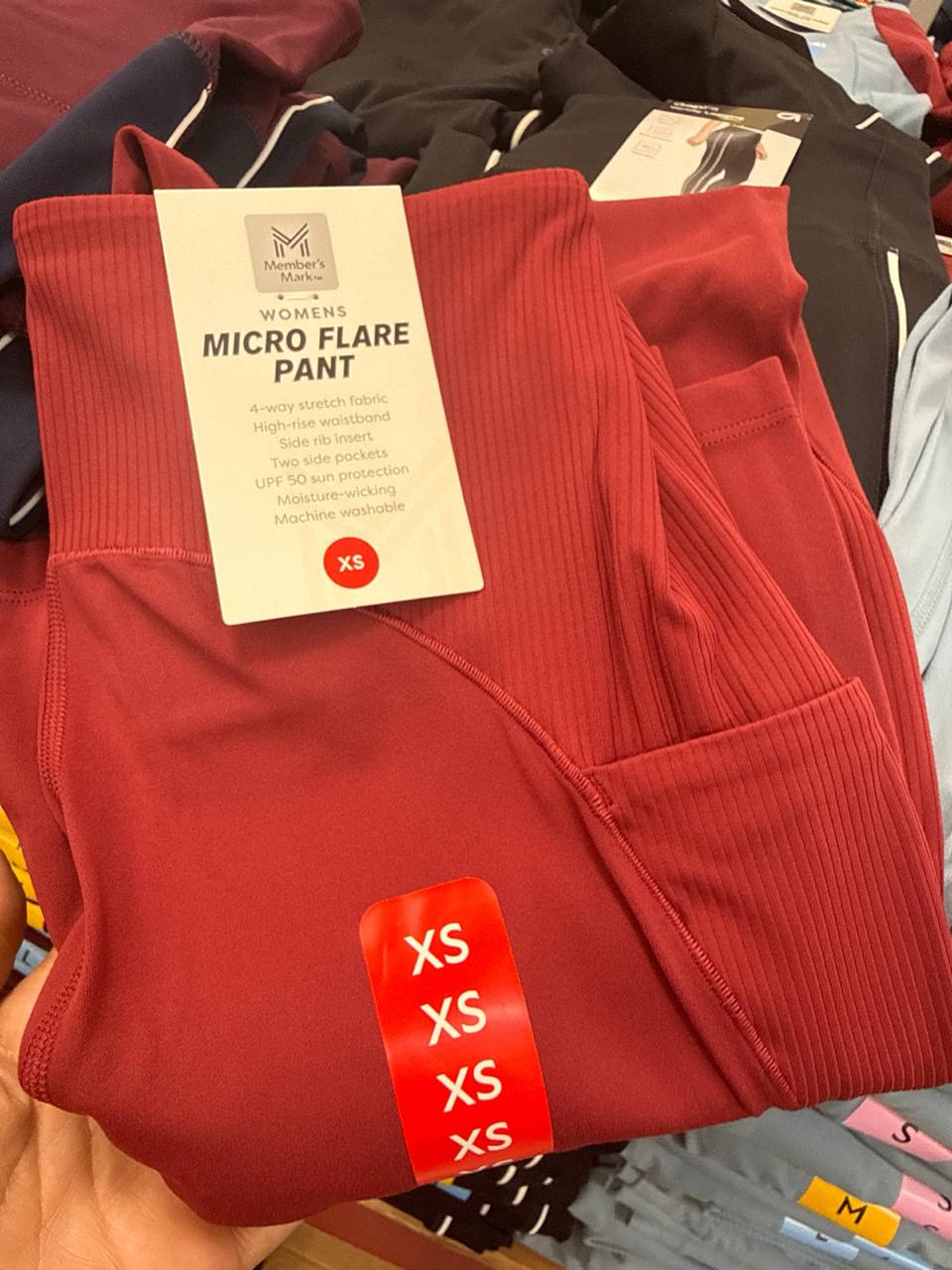   Member’s calça flare