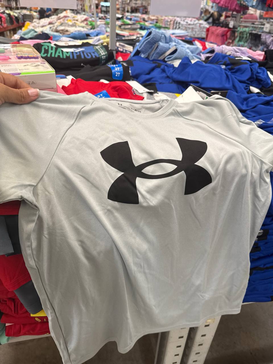 camiseta  UNDER