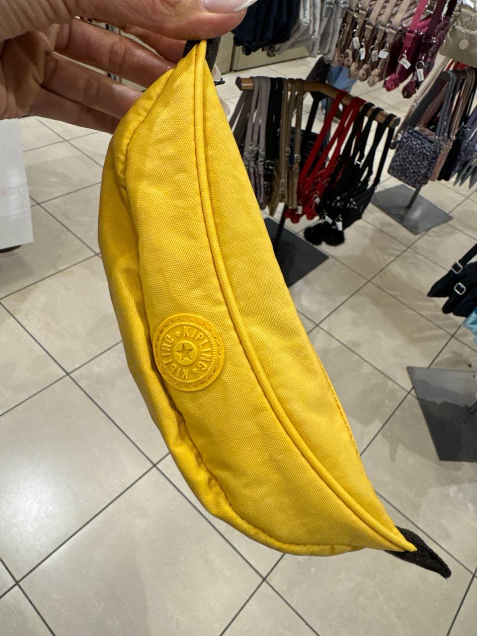 BANANA