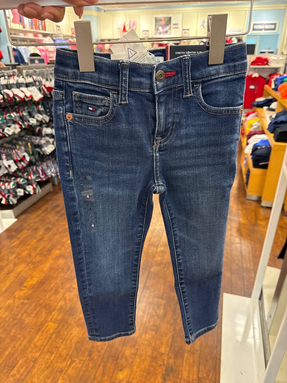 calça jeans Straight  slim com ajuste na cintura