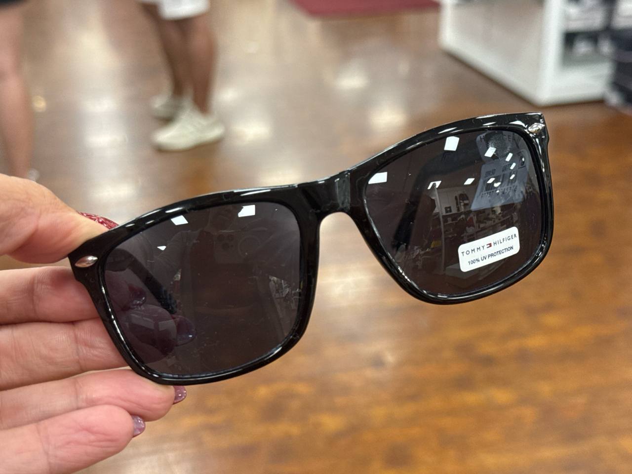 Óculos de sol com case