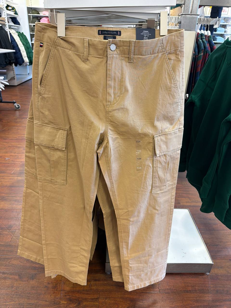Calça de sarja cargo