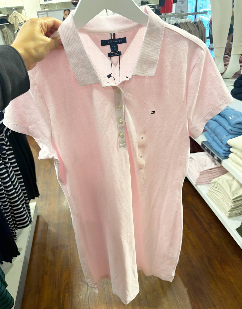 Vestido com gola polo