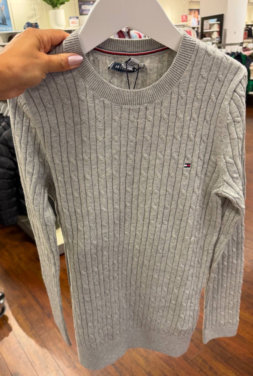 Suéter tricot trançado manga longa