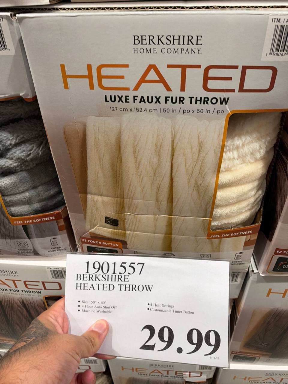 Costco - Berkshire Heated Throw