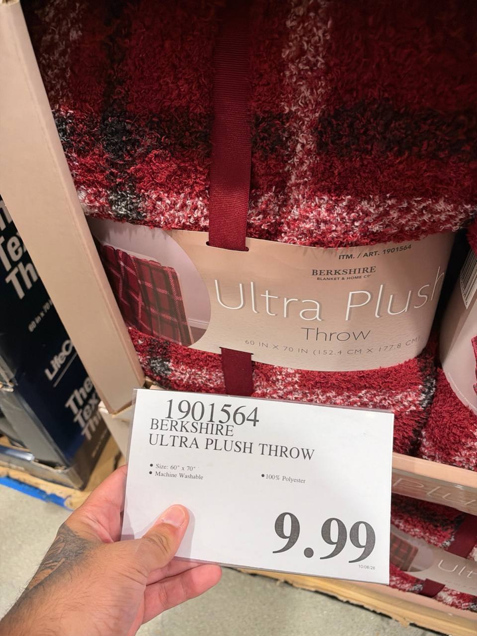 Costco - Berkshire Ultra Plush Throw