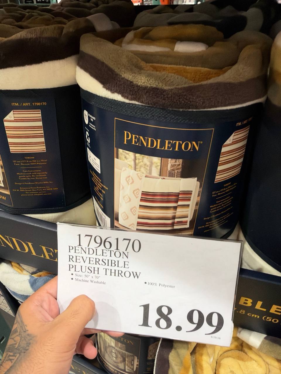 Costco - Pendleton Reversible Plush Throw