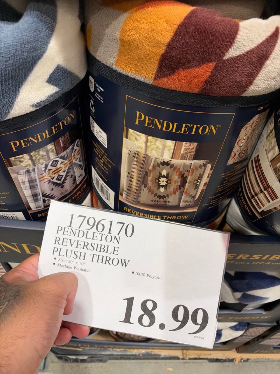 Costco - Pendleton Reversible Plush Throw