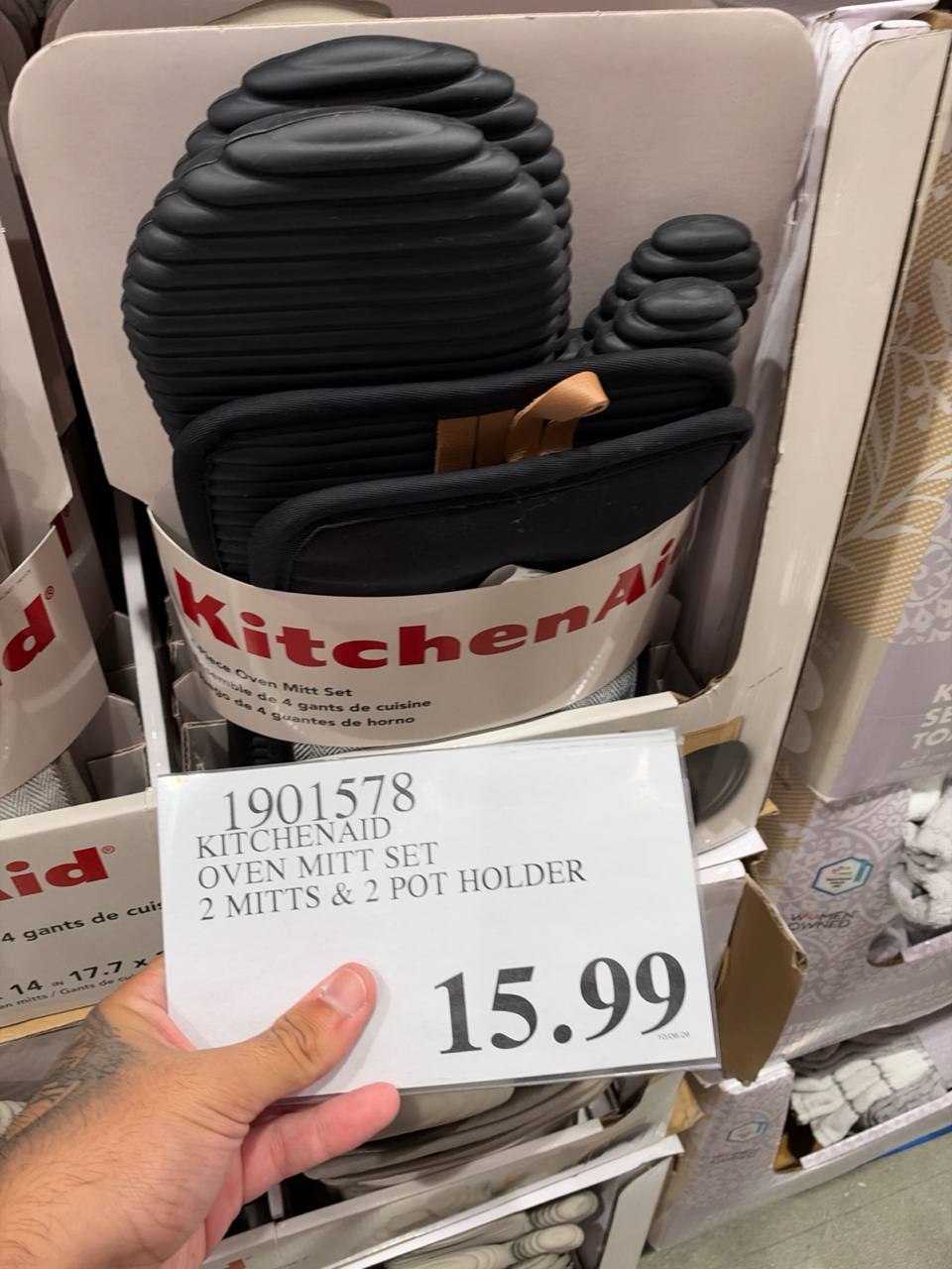 Costco - KitchenAid Oven Mitt Set
