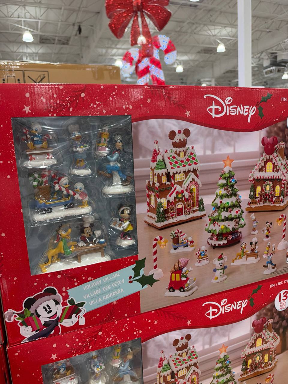 Costco - Disney Holiday Village- Decoração Natal