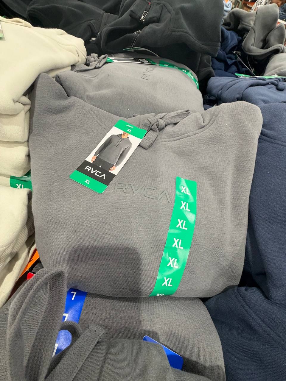 Costco Masc - RVCA Casaco