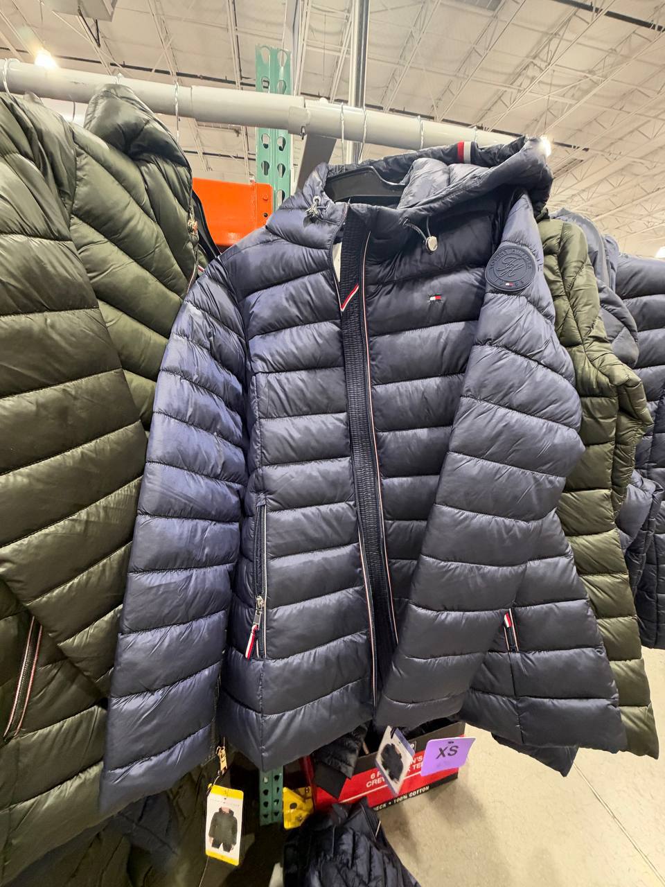 Costco-  Jaqueta Tommy Hilfiger