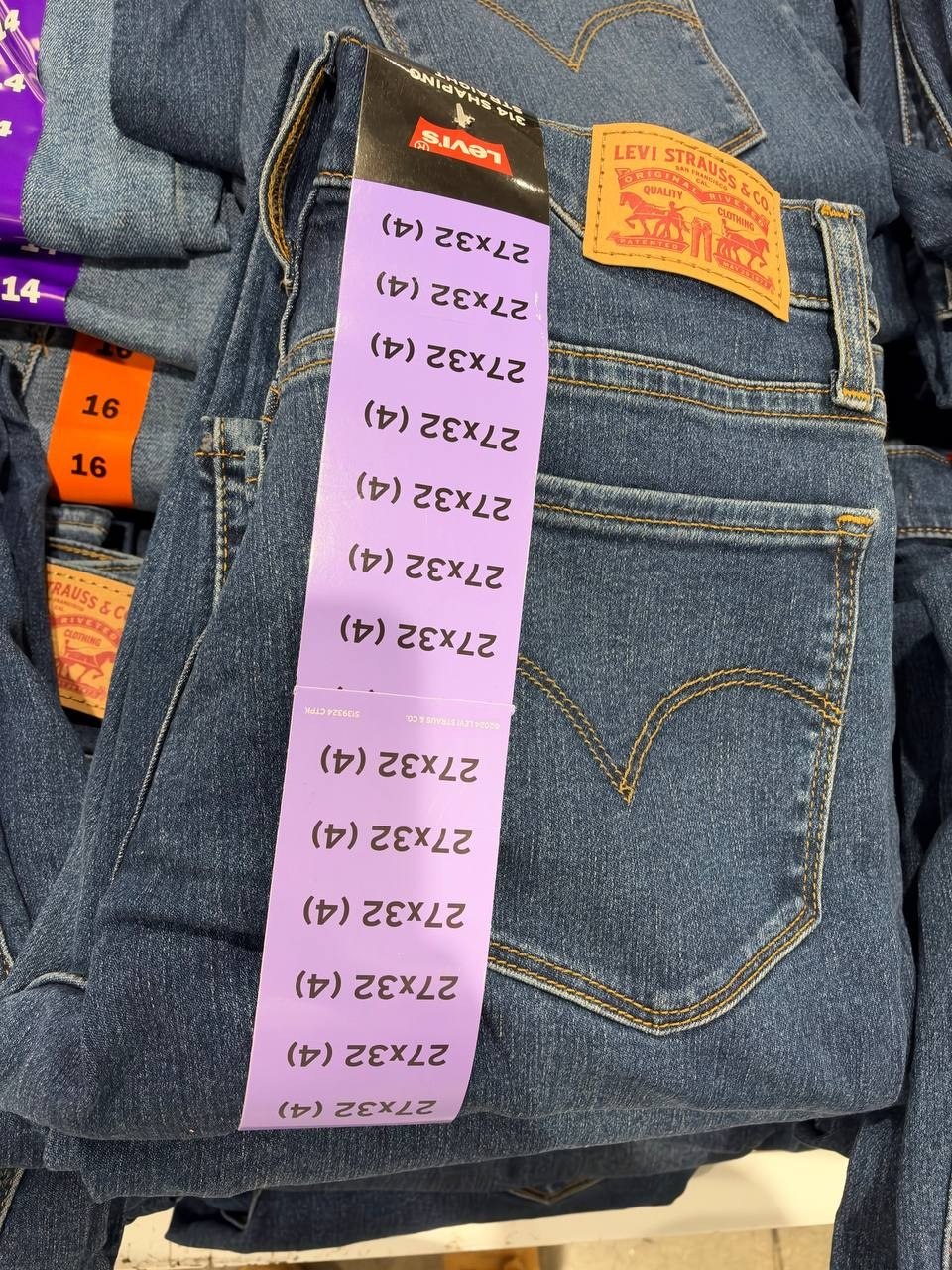 Costco Fem - Levi's Calça