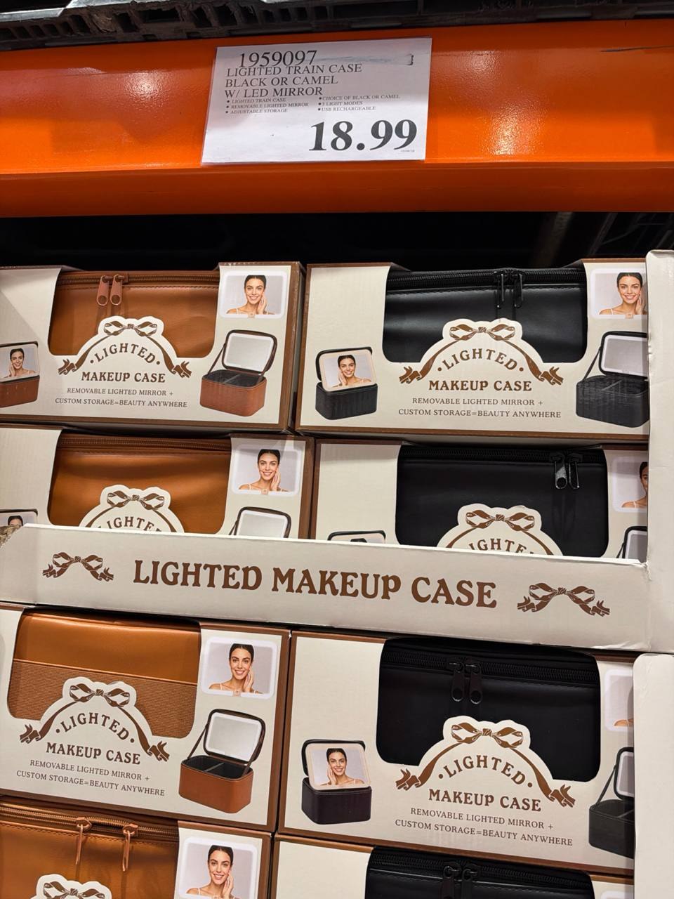 Costco - Light Train Case