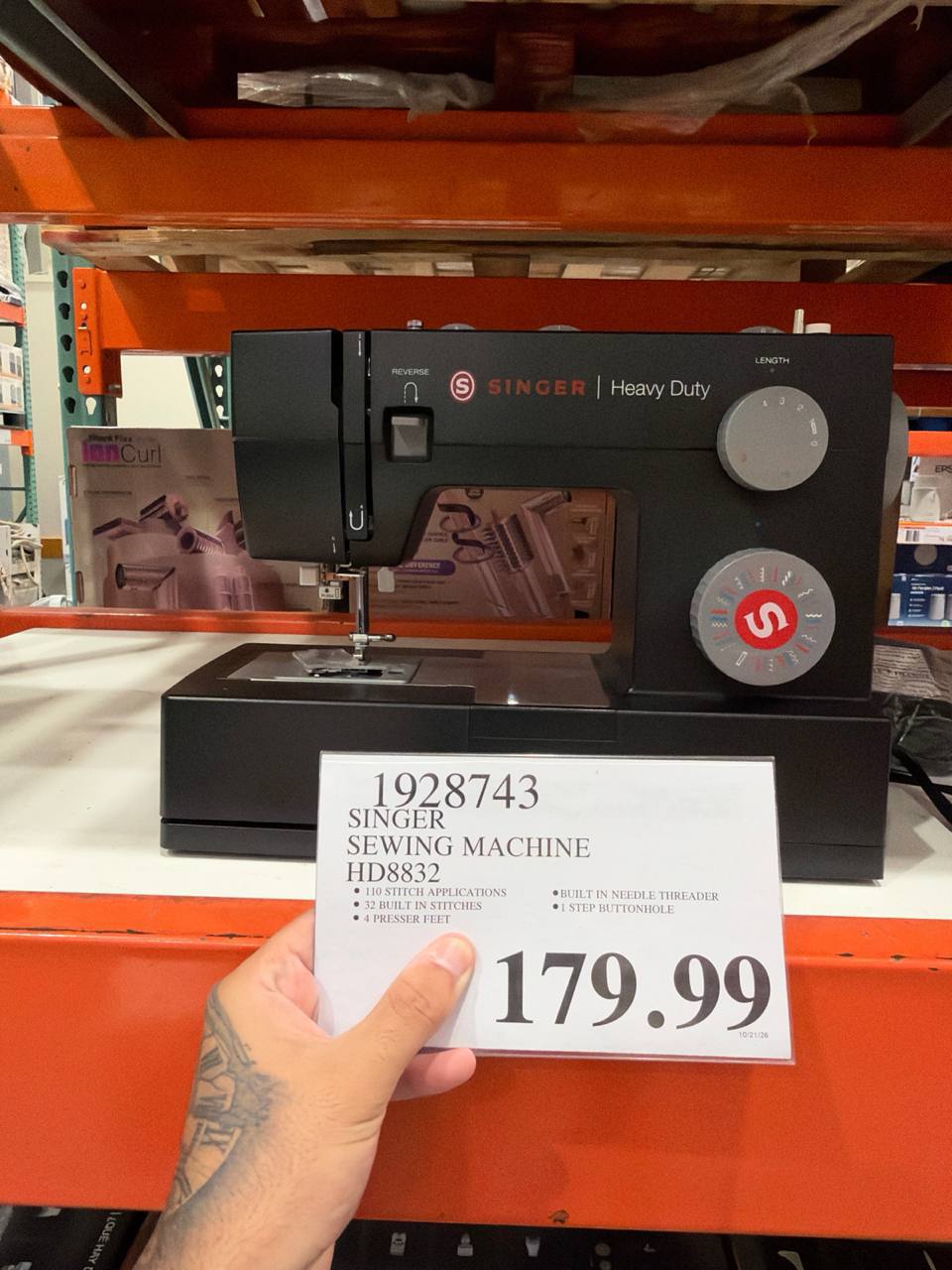 Costco- Singer Heavy Duty HD8832