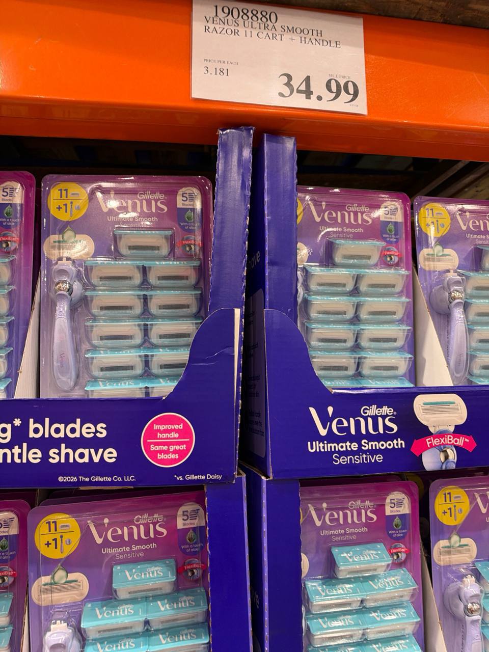 Costco- Gillette Venus Ultra Smooth Razor
