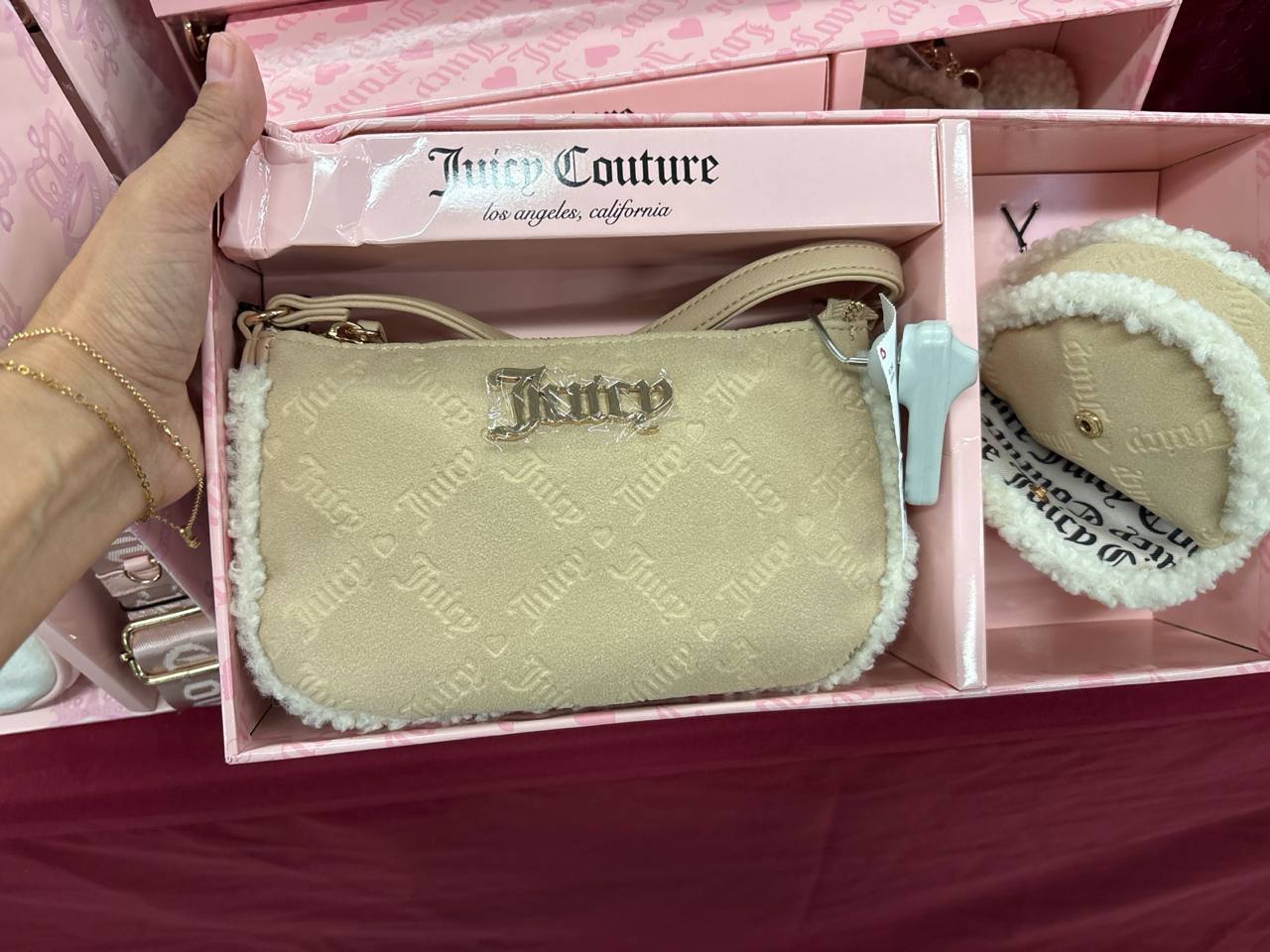 kit bolsa de mão e chaveiro