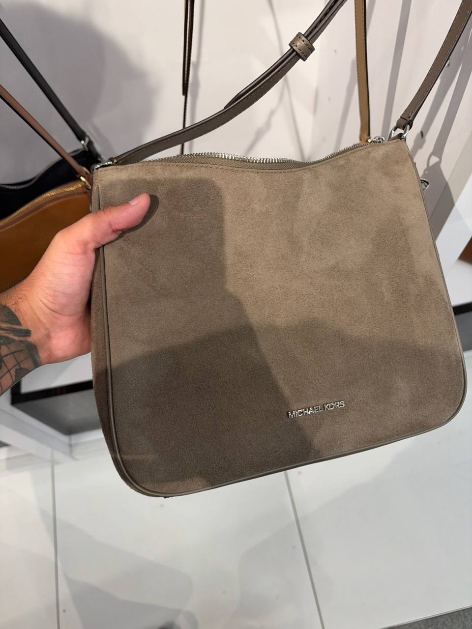 Mk - Bolsa Nayla Crossbody