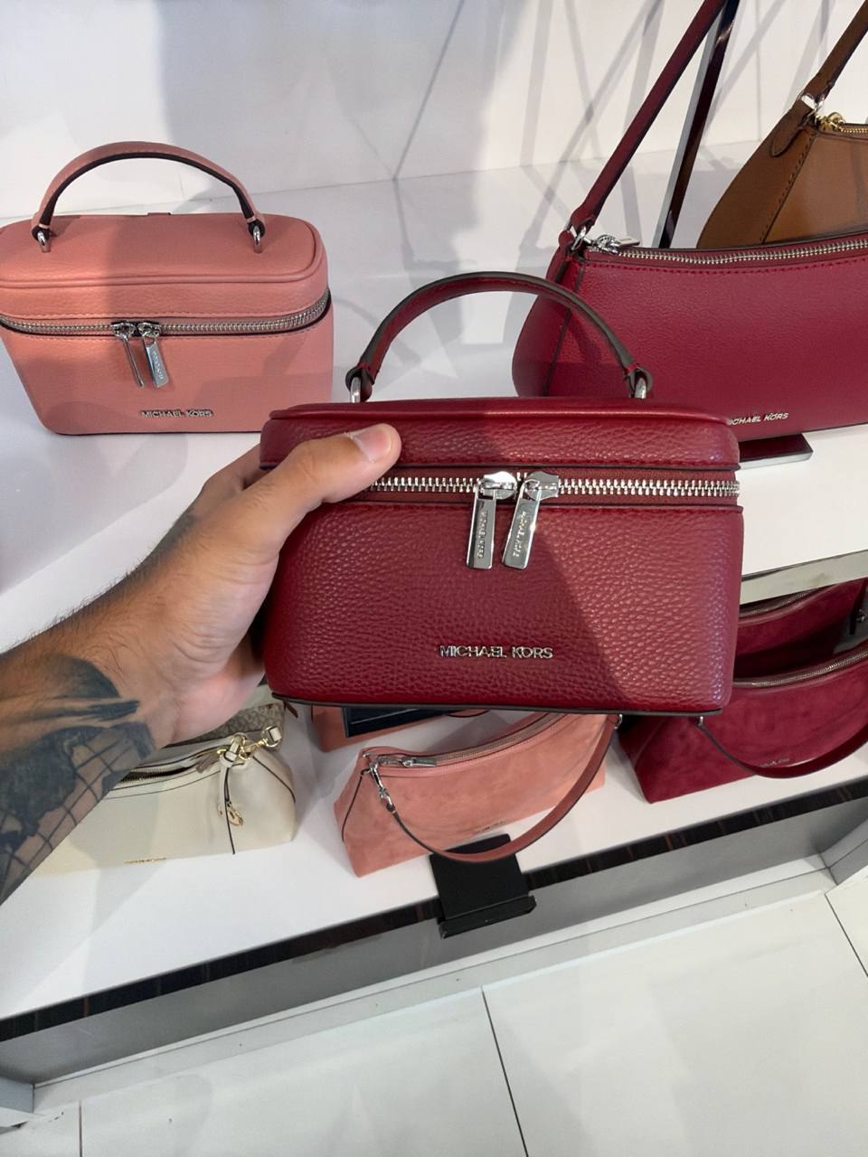 Mk - Bolsa Vivi Crossbody